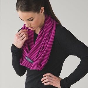 RARE Lululemon Vinyasa Scarf in Raspberry Glo/Dark Stripes